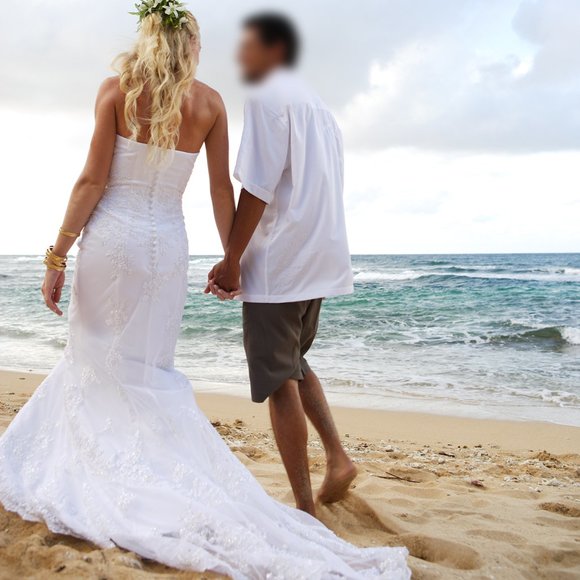 Mermaid Wedding Dress 🧜‍♀️💍 ✨ 💘 - Picture 2 of 4